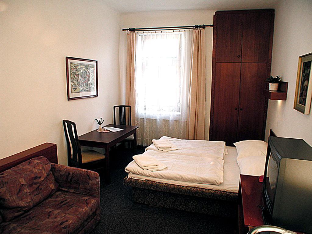 Hotel & Residence Royal Standard Прага Номер фото