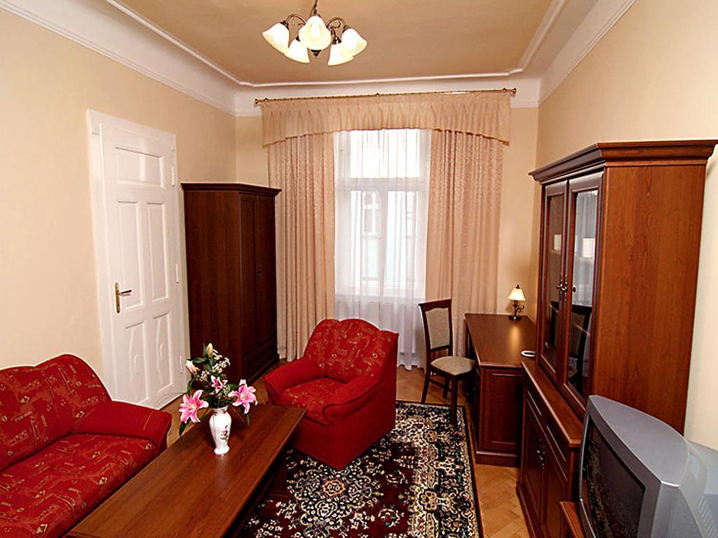 Hotel & Residence Royal Standard Прага Номер фото