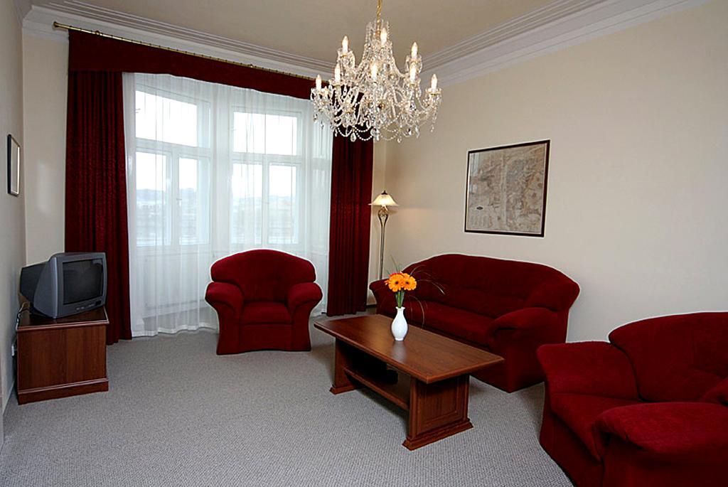 Hotel & Residence Royal Standard Прага Номер фото